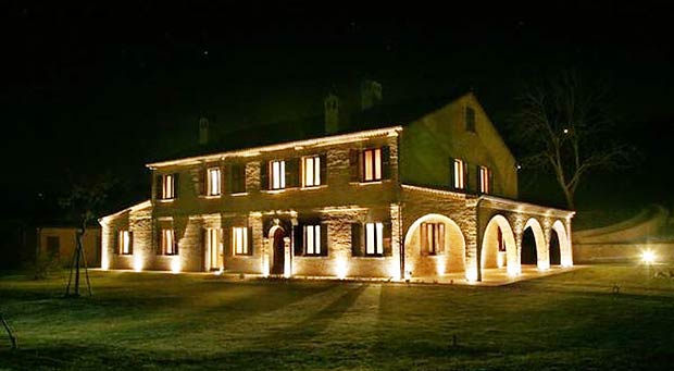 Illuminazione esterna parchi, giardini, spazi verdi