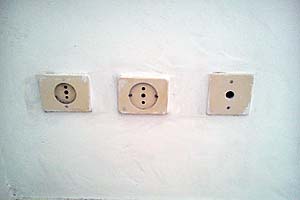 prese elettriche non a norma